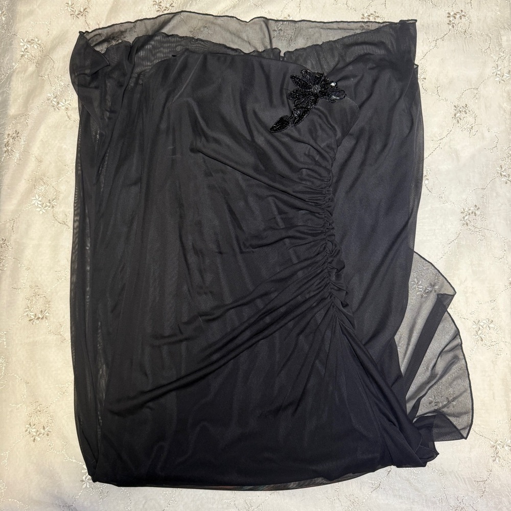 vintage city triangles strapless ruched mesh overlay maxi dress – size m (USA)